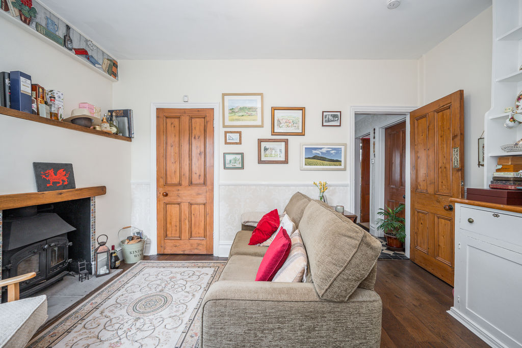 Reception Room- click for photo gallery